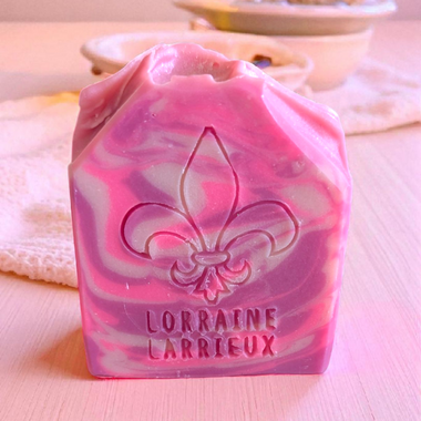 WINTERBERRY FROST Soap (Crisp Air, Frosted Berries, Leaves)