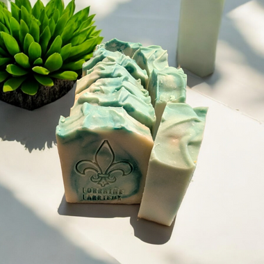 GARDEN DISTRICT Soap (Gardenia Flowers, Sunshine)