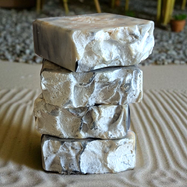 EARTHLING Soap (Patchouli, Turmeric, Charcoal)